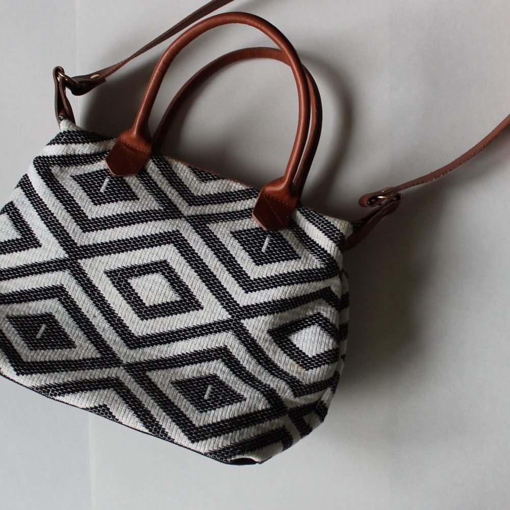Tribe Alive Crossbody Bag - Picture 3 of 8